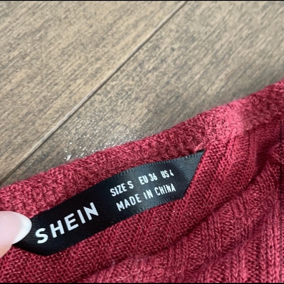 Cross waist crop top - Picture 3 of 3